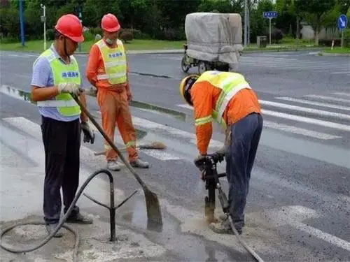 陈巴尔虎地基下沉注浆